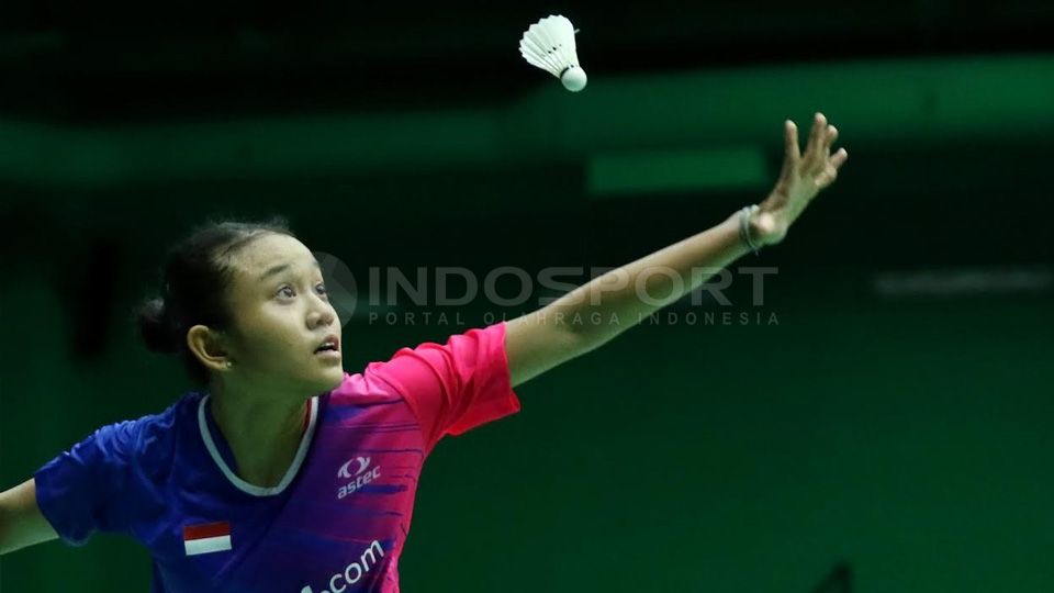 Juara All England 2022, Bagas Maulana, ternyata memiliki sosok penyemangat selain keluarganya, tak lain adalah kekasih yang penuh pesona, Aurum Oktavia Winata. Copyright: © humas pbsi